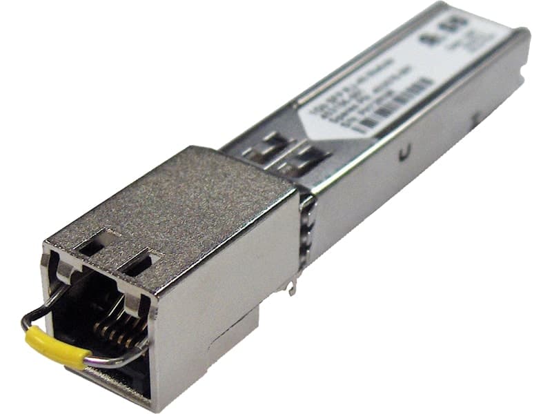 HPE 845970-B21 QSFP28 to SFP28 Adapter