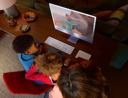 Apple Z1EN M4, 32 GB RAM, 1 TB Storage, 10 CPU Cores, 10 GPU Cores, 16 Neural Cores, Blue, iMac