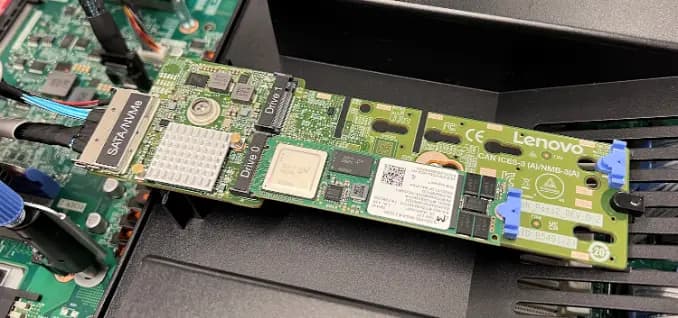 Lenovo 4Y37A93746 ThinkSystem M.2 RAID B545i-2i SATA/NVMe Adapter
