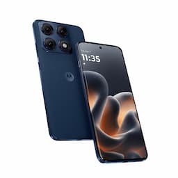 Motorola PBC40000IN Edge 70 Pro, MediaTek Dimensity 8500 Extreme, 8GB RAM, 256GB Storage, 6.8 Inch 144Hz Extreme AMOLED Display, 50MP AI Dual Camera, 5G, Titan, Smartphone